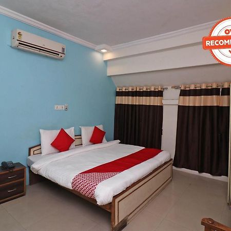 Oyo Flagship 19301 Mezbaan International Naka Hindola Hotell Lucknow Eksteriør bilde
