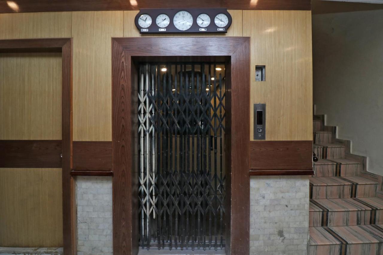 Oyo Flagship 19301 Mezbaan International Naka Hindola Hotell Lucknow Eksteriør bilde